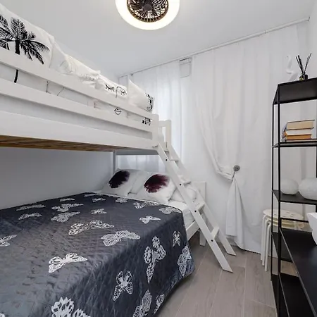 Sunrise Familiar Cerca Del Mar En Апартаменты *