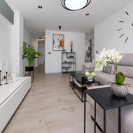 Sunrise Familiar Cerca Del Mar En Апартаменты *