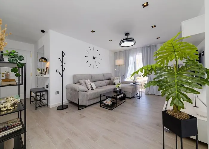 Sunrise Familiar Cerca Del Mar En Torrevieja