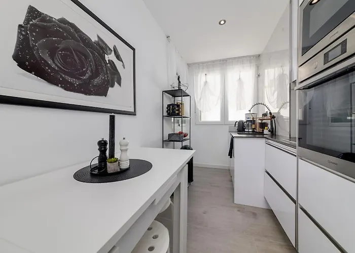 Sunrise Familiar Cerca Del Mar En Torrevieja